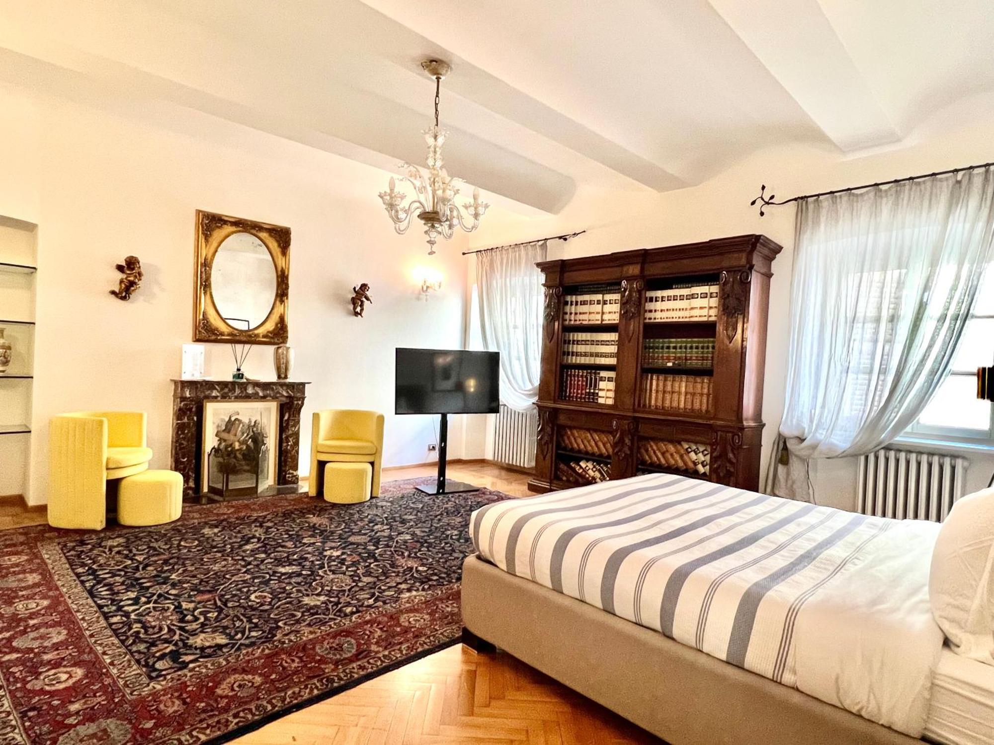 Comecasa Alfieri Elegant Apartment Άστι Εξωτερικό φωτογραφία